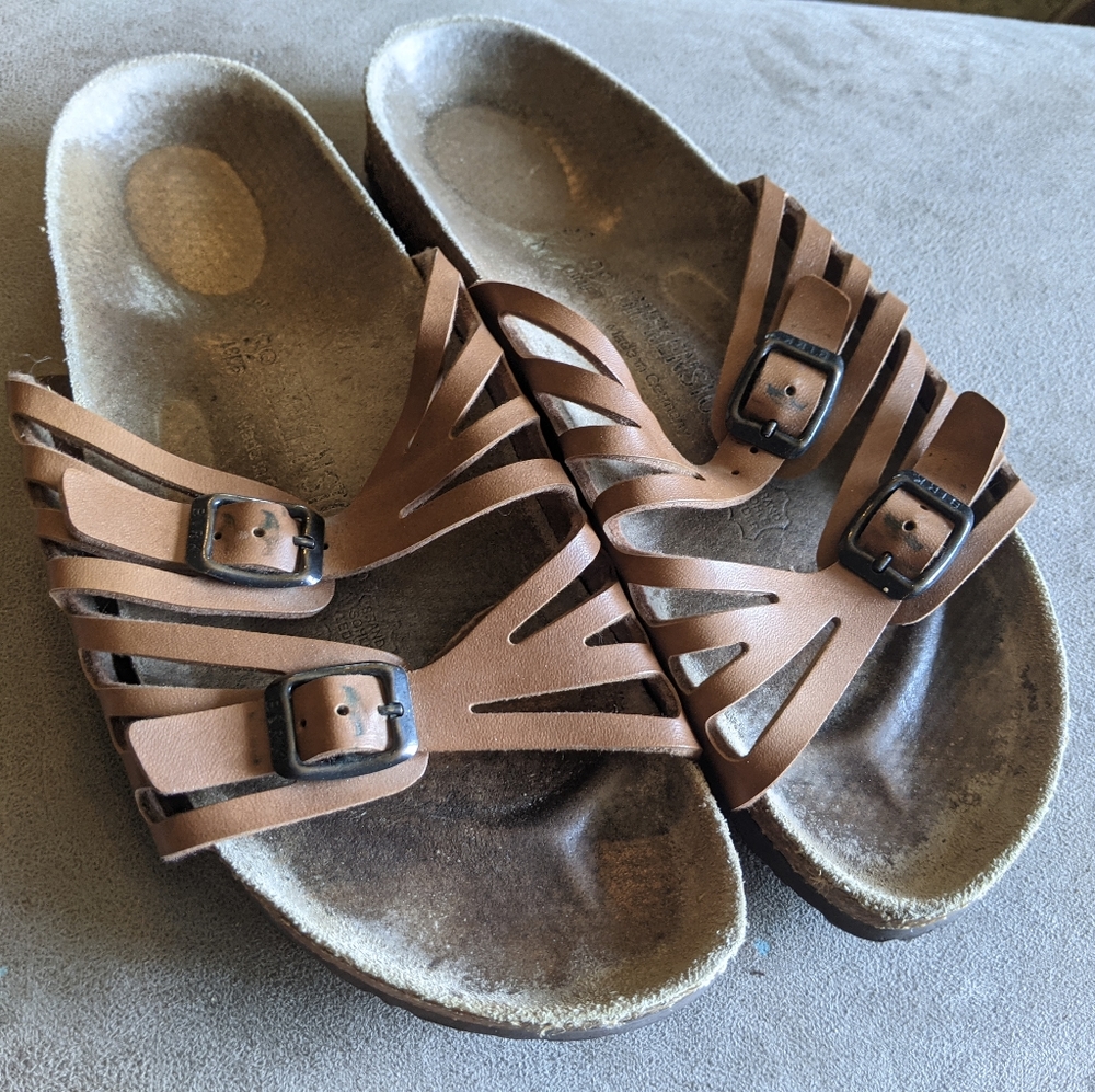 Birkenstock multi strap size 39 L8